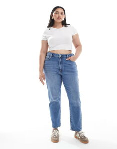 �I�����[�J�[�u ���f�B�[�X �{�g���X �f�j���p���c �X�g���[�g �W�[���Y ONLY Curve Emily straight leg jeans in mid Medium blue �u���[