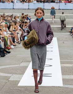 gbvVbv fB[X AE^[ WPbgEu] WPbg Topshop high shine padded bomber jacket in eggplant aubergine I[o[W[