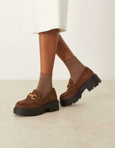 GC\X fB[X V[Y Xb|E[t@[ XG[h [t@[ ASOS DESIGN Milan chunky chain detail loafers in chocolate suedette Brown suedette uE