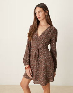 �O���}���X ���f�B�[�X �g�b�v�X �����s�[�X �~�j�����s�[�X �t�����[�� �~�j �t�����[ Glamorous wrap mini dress in 70's brown delicate floral Brown Floral �u���E��