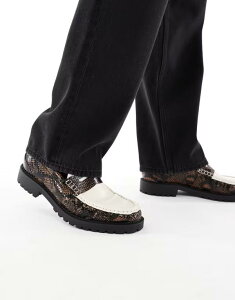 GC\X Y V[Y Xb|E[t@[ RgXg [t@[ ASOS DESIGN loafers in faux brown snake with contrast apron and cleated sole Multi }`J[