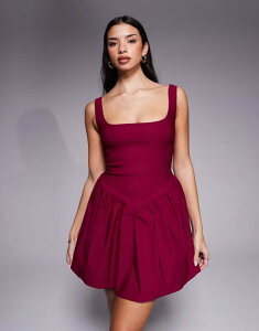 �x�X�p�[ ���f�B�[�X �g�b�v�X �����s�[�X �~�j�����s�[�X �~�j Vesper bengaline square neck skater mini dress in berry Berry