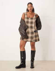 �G�C�\�X ���f�B�[�X �g�b�v�X �����s�[�X �~�j�����s�[�X �v���[�c �~�j ASOS Curve ASOS DESIGN CURVE scoop neck pleated mini dress in chocolate plaid Chocolate Check �`���R���[�g