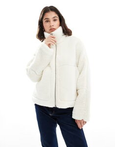 �I�����[ ���f�B�[�X �A�E�^�[ �W���P�b�g�E�u���]�� �W���P�b�g ONLY slouchy teddy jacket WHITE �z���C�g