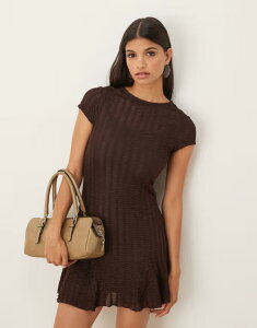 �G�C�\�X ���f�B�[�X �g�b�v�X �����s�[�X �~�j ASOS DESIGN textured short sleeve mini swing dress in chocolate Chocolate �`���R���[�g
