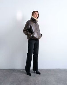 gbvVbv fB[X AE^[ WPbgEu] WPbg Topshop oversized tab detail shearling bomber jacket Browncream uE