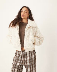 u[u\E fB[X AE^[ R[g WPbg Brave Soul faux shearling bomber jacket in cream CREAM N[