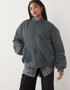 EB[NfC fB[X AE^[ R[g WPbg Weekday oversized bomber jacket in washed Washed khaki J[L