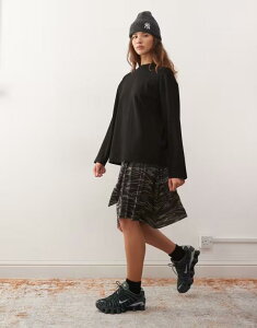 �R���[�W���� ���f�B�[�X �{�g���X �X�J�[�g �v�����g COLLUSION tie waist ring detail skirt in tiger camo print CAMO �A�j�}��