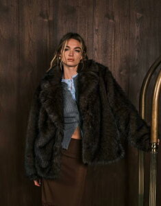�����L ���f�B�[�X �A�E�^�[ �R�[�g Monki oversized short faux fur coat with collar detail in dark chocolate Chocolate brown �u���E��
