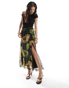 �~�X�Z���t�t���b�W ���f�B�[�X �{�g���X �X�J�[�g �t�����[�� �v�����g �~�f�B �t�����[ Miss Selfridge picot trim midi skirt in blurred floral print Floral Print