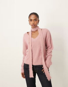 ���[�e�� ���f�B�[�X �A�E�^�[ �j�b�g�E�Z�[�^�[ V�l�b�N �Z�[�^�[ Motel Dikara V-neck fluffy slouchy sweater with matching scarf in dusty Dusty pink �s���N