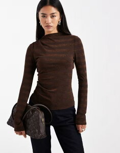 �R���[�W���� ���f�B�[�X �g�b�v�X T�V���c COLLUSION slash neck long sleeve top in chocolate sparkle stripe Chocolate Stripe �`���R���[�g