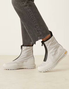 �J���o���N���C�� ���f�B�[�X �V���[�Y �u�[�c�E���C���u�[�c �i�C���� Calvin Klein vibram zip nylon boots Moonstruck �z���C�g