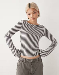 �E�B�[�N�f�C ���f�B�[�X �g�b�v�X T�V���c Weekday Annie super soft boat neck long sleeve top in off-white & mole stripes Off-white & mole �I�t�z���C�g