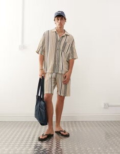 ���N���C�� ���B���e�[�W �����Y �{�g���X �n�[�t�p���c�E�V���[�c �I�b�N�X�t�H�[�h �V���[�g�p���c �j�b�g Reclaimed Vintage oversized oxford shorts in knit stripes - part of a set Neutral �X�g���C�v