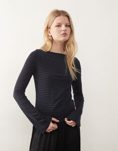 �E�B�[�N�f�C ���f�B�[�X �g�b�v�X T�V���c Weekday Annie soft boat neck long sleeve top stripe - Exclusive to ASOS Navy �l�C�r�[