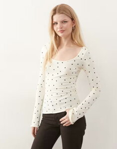 �����L ���f�B�[�X �g�b�v�X T�V���c �h�b�g Monki long sleeve scoop neck top in yellow polka dots Yellow �C�G���[