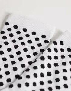 ���F�����[�_ ���f�B�[�X �A���_�[�E�F�A �C�� �h�b�g �v�����g �A���N�� Vero Modankle socks with black polka-dot print Cloudancer Polka Dots �z���C�g