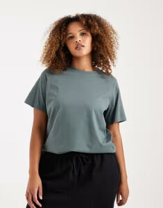 ���F�����[�_ ���f�B�[�X �g�b�v�X T�V���c Vero Moda Curve t-shirt in balsam green �O���[��