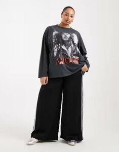 �G�C�\�X ���f�B�[�X �g�b�v�X T�V���c �O���t�B�b�N ASOS Curve ASOS DESIGN Curve long sleeve T-shirt with amour magazine graphic in charcoal �`���R�[��
