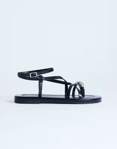 �g�b�v�V���b�v ���f�B�[�X �V���[�Y �T���_�� Topshop Sabrina metal toe flat sandals Black �u���b�N
