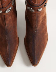 �A�U���A ���� ���f�B�[�X �V���[�Y �u�[�c�E���C���u�[�c �X�G�[�h �A���N�� Azalea Wang Neith embellished belt western mid ankle boots in suede orange Burnt orange �I�����W