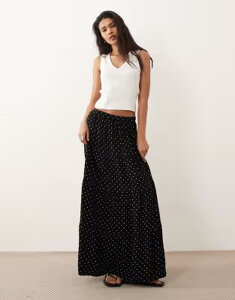 �~�X�Z���t�t���b�W ���f�B�[�X �{�g���X�J�[�g �h�b�g�� �e�B�A�[�h�b�g �}�L�V Misselfridge spun tiered maxi skirt in polka dot Polka dot �h�b�g