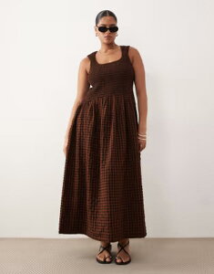 �G�C�\�X ���f�B�[�X �g�b�v�X �����s�[�X �M���K���`�F�b�N �}�L�V �M���K�� ASOS Curve ASOS DESIGN Curve crinkle scoop neck maxi sundress with shirred waist and brown gingham Dark Gingham �u���b�N