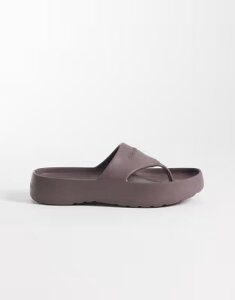 �J���o���N���C�� ���f�B�[�X �V���[�Y �T���_�� �W�[���Y Calvin Klein Jeans one piece strap flip flops in mauve Peppercorn