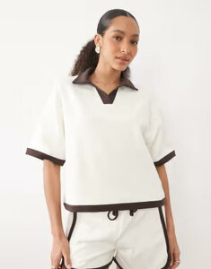 �G�C�\�X ���f�B�[�X �g�b�v�X T�V���c �|���V���c ASOS DESIGN interlock oversized polo top in ecru and chocolate - part of a set CREAM & CHOC �N���[��