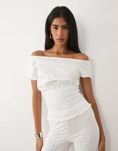 �G�C�\�X ���f�B�[�X �g�b�v�X �V���c ASOS DESIGN broderie shirred off shoulder top - part of a set White �z���C�g