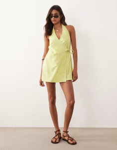 �G�C�\�X ���f�B�[�X �g�b�v�X �����s�[�X �~�j �R�b�g�� ���l�� �z���^�[ ASOS DESIGN cotton-linen blend halter neck wrap mini sundress in pistachio