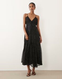 �I�����[ ���f�B�[�X �g�b�v�X �����s�[�X �h�b�g �t���� �}�L�V ONLY ruffles details maxi dress polka dots Black �u���b�N