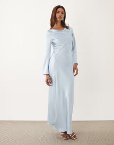 �e�B�G�t�G�k�V�[ ���f�B�[�X �g�b�v�X �����s�[�X �T�e�� �}�L�V TFNC satin flared long sleeve maxi dress in light BLUE �u���[
