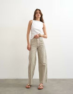 �g�b�v�V���b�v ���f�B�[�X �{�g���X �f�j���p���c ���[���C�Y �W�[���Y Topshop Cinch low rise relaxed jeans in ecru and black stripe �X�g���C�v