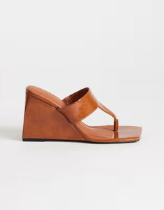 �g�b�v�V���b�v ���f�B�[�X �V���[�Y �T���_�� �q�[�� Topshop Archer toe thong wedge heels in tan �^��
