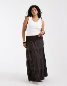 ���F�����[�_ ���f�B�[�X �{�g���X�J�[�g �e�B�A�[�h �}�L�V Vero Moda Curve shirred waistiered boho maxi skirt in chocolate �`���R���[�g