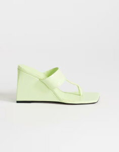 �g�b�v�V���b�v ���f�B�[�X �V���[�Y �T���_�� �q�[�� Topshop Archer toe thong wedge heels in lime ���C��