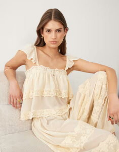 �~�X�Z���t�t���b�W ���f�B�[�X �g�b�v�X �V���c �t���� ���[�X Misselfridge lace ruffle camin ecru �G�N����