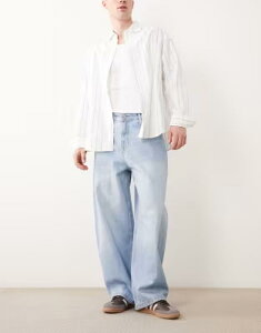 �W���b�N �A���h �W���[���Y �����Y �{�g���X �f�j���p���c �W�[���Y Jack & Jones Joey barrel jeans in light blue wash Blue Denim �f�j��