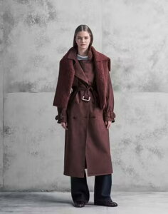 �U�E�t�����b�N ���f�B�[�X �A�E�^�[ �R�[�g �X�G�[�h The Frolic Exclusive faux suede oversized collar detail belted trench coat in plum �v����