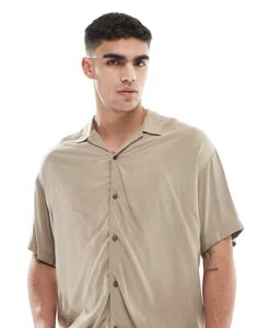 �W���b�N �A���h �W���[���Y �����Y �g�b�v�X �V���c Jack & Jones camp collar short sleeve shirt Coriander �x�[�W��