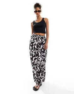 �E�F���Y�f�[�K�[�� ���f�B�[�X �{�g���X�J�[�g �A�j�}���� �v�����g Wednesday's Girl midaxi skirt in animal print Multi �}���`�J���[