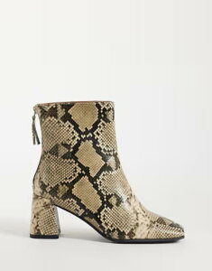 �G�C�\�X ���f�B�[�X �V���[�Y �u�[�c�E���C���u�[�c �A���N�� �q�[�� ASOS DESIGN Wide Fit Rafe block heel ankle boots in snake