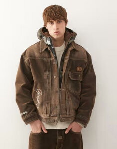 �x�C�V���O �G�C�v �����Y �A�E�^�[ �W���P�b�g�E�u���]�� �f�j�� Aape by A Bathing Ape denim jacket with camo padded hood in multi - part of a set BROWN �u���E��
