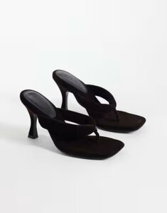 �G�C�\�X ���f�B�[�X �V���[�Y �T���_�� �x���x�b�g �q�[�� ASOS DESIGN Huddle padded toe thong heeled sandals in chocolate velvet Brown velvet �u���E��