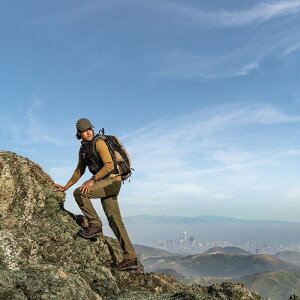 �K�[�~�� �����Y �A�N�Z�T���[ �r���v Garminstinct Crossover AMOLED Sport Watch Black/ Black �u���b�N