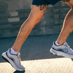 �g�|�A�X���`�b�N �����Y �V���[�Y �X�j�[�J�[ Topo Athletic Aura Running Shoe - Men's Grey/Charcoal �`���R�[��