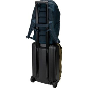 �X���[ �����Y �o�b�O �o�b�N�p�b�N�E�����b�N�T�b�N Thule Chasm Laptop 26L Backpack Darkest Blue �u���[